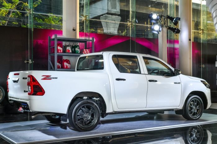 ภายนอก TOYOTA HILUX REVO Z Edition 2024