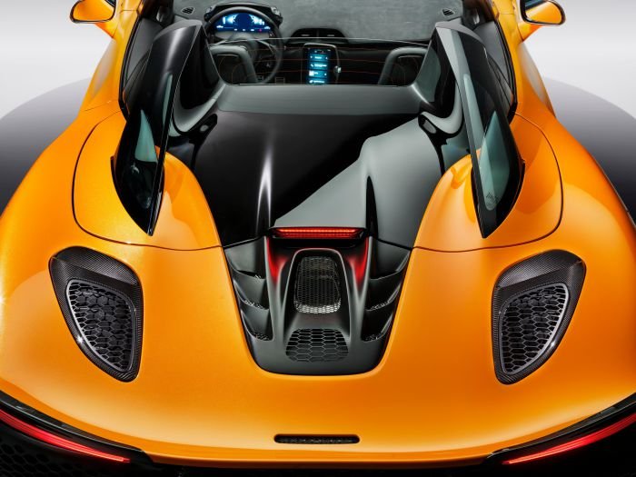 McLaren Artura Spider