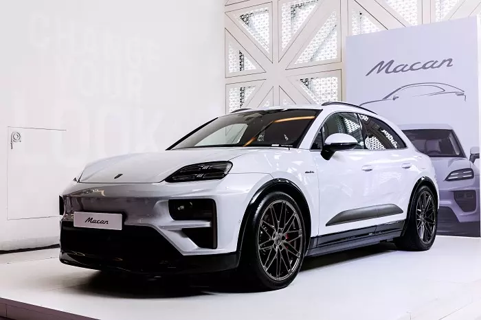 Porsche Macan Turbo 2024